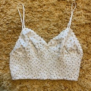 Dainty summer crop top